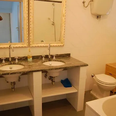 Strada Statale Flaminia Sleeps 17 Pool Wifi