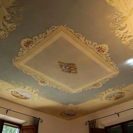 Strada Statale Flaminia Sleeps 17 Pool Wifi Βίλα
