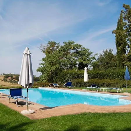 Strada Statale Flaminia Sleeps 17 Pool Wifi וילה Villastrada (Umbria)