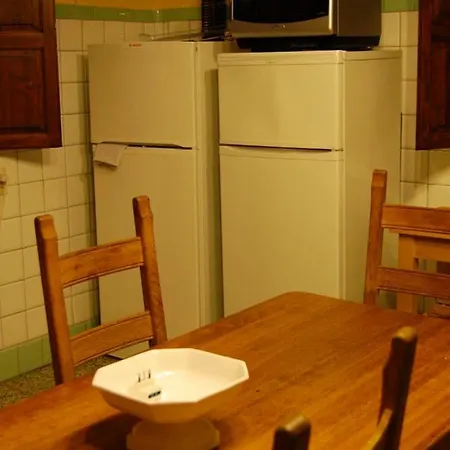 Strada Statale Flaminia Sleeps 17 Pool Wifi * Villastrada (Umbria)